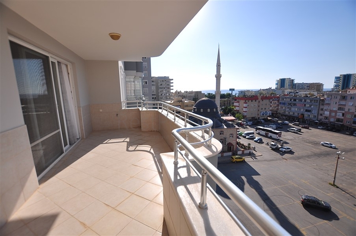 Furnished 2+1 apartment in Mahmutlar