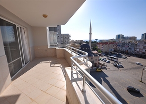 Furnished 2+1 apartment in Mahmutlar