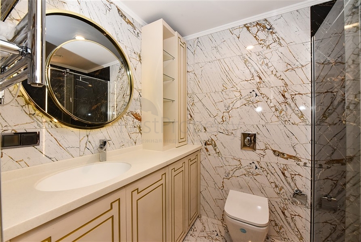 1+1 apartment in a premium class complex on the first coastline 