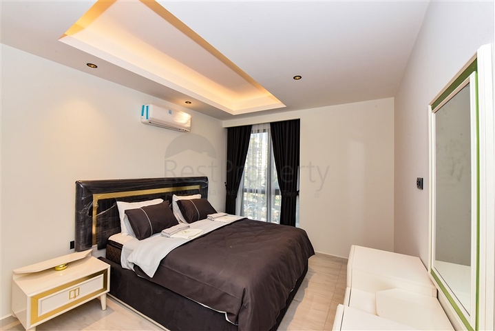 1+1 apartment in a premium class complex on the first coastline 