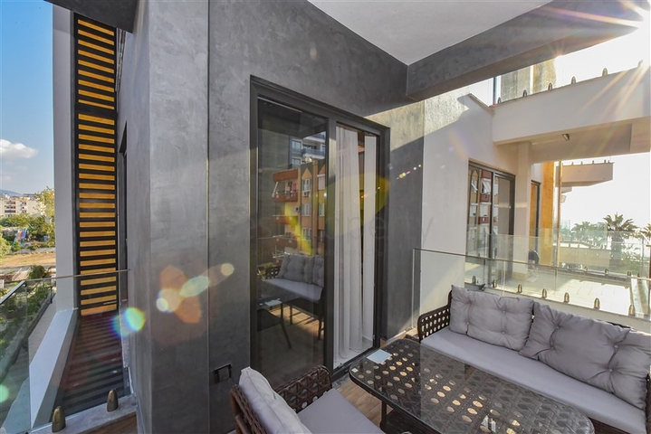 1+1 apartment in a premium class complex on the first coastline 