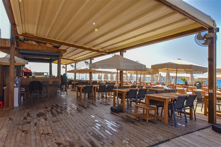 1+1 apartment in a premium class complex on the first coastline 