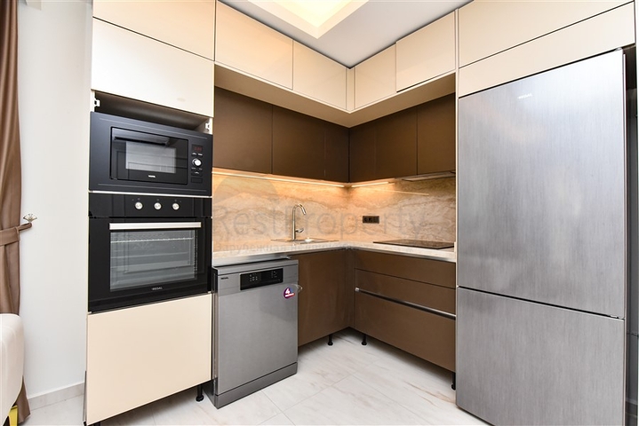 1+1 apartment in a premium class complex on the first coastline 