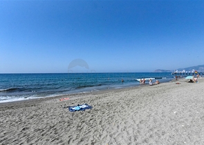 1+1 apartment in a premium class complex on the first coastline 