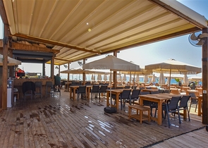 1+1 apartment in a premium class complex on the first coastline 