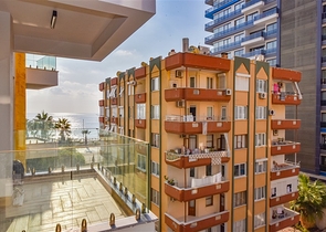 1+1 apartment in a premium class complex on the first coastline 