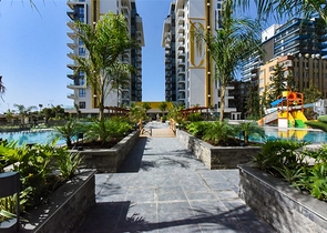 1+1 apartment in a premium class complex on the first coastline 