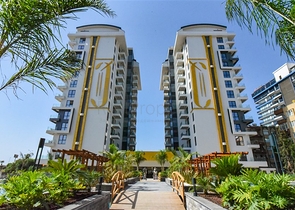 1+1 apartment in a premium class complex on the first coastline 