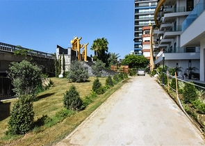 1+1 apartment in a premium class complex on the first coastline 