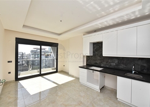 1+1 apartment in a new residential complex in Mahmutlar district