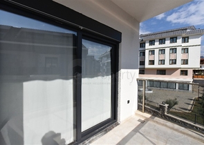 One-bedroom apartment in an area with well-developed infrastructure