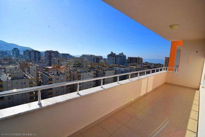 Furnished 1+1 apartment in Mahmutlar district