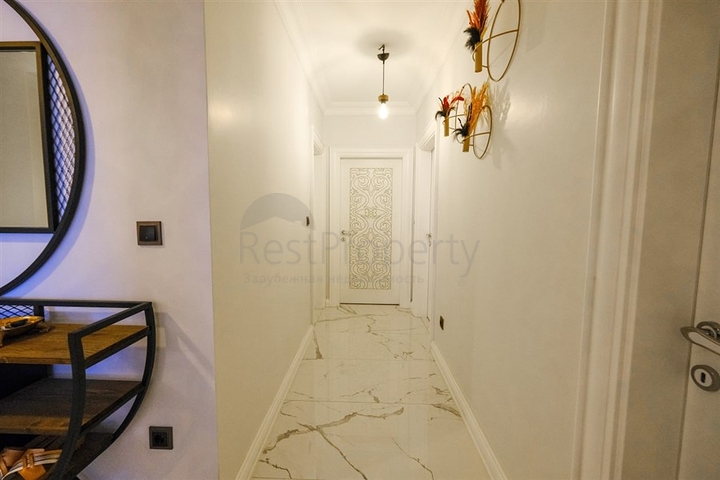 Furnished spacious apartment in a complex with sea and mountain views