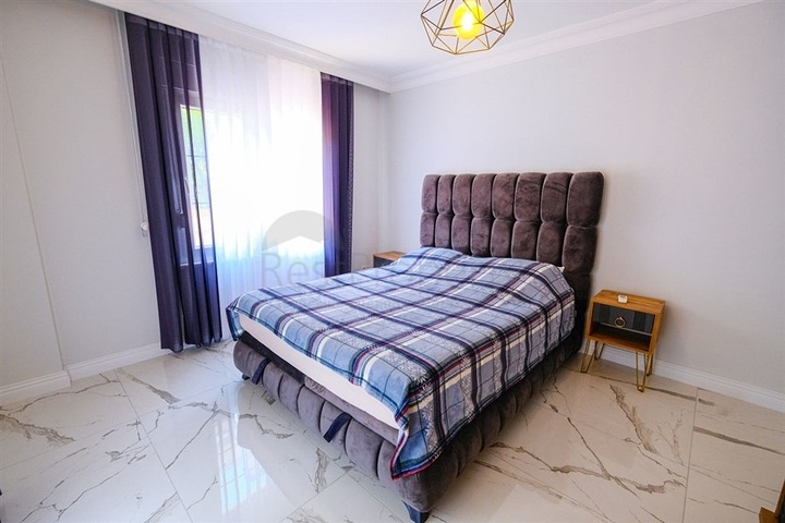 Furnished spacious apartment in a complex with sea and mountain views