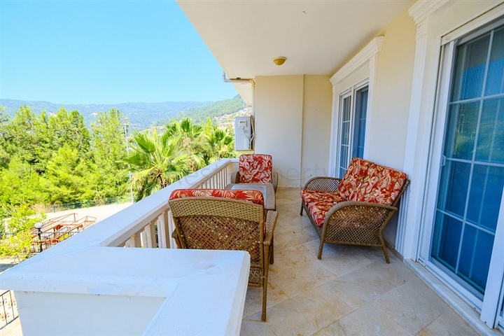 Furnished spacious apartment in a complex with sea and mountain views