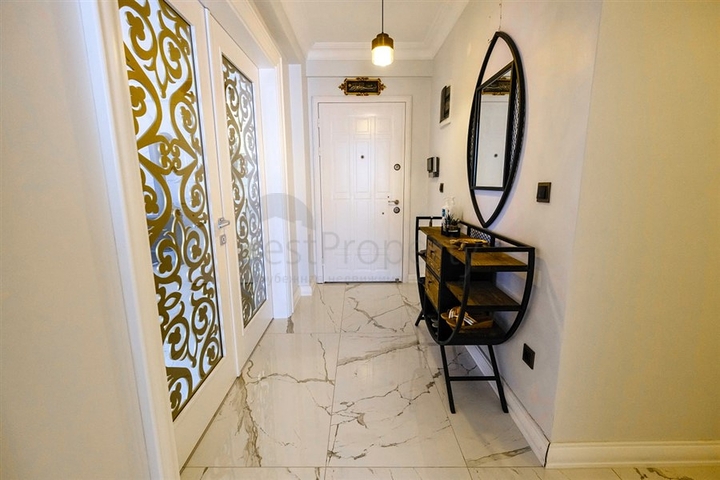 Furnished spacious apartment in a complex with sea and mountain views