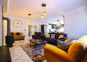 Furnished spacious apartment in a complex with sea and mountain views