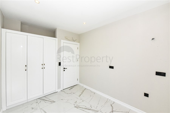 Apartment 2+1 on the first line in Kestel district