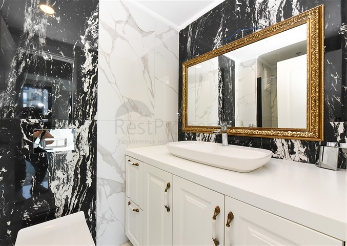 Apartment 2+1 on the first line in Kestel district