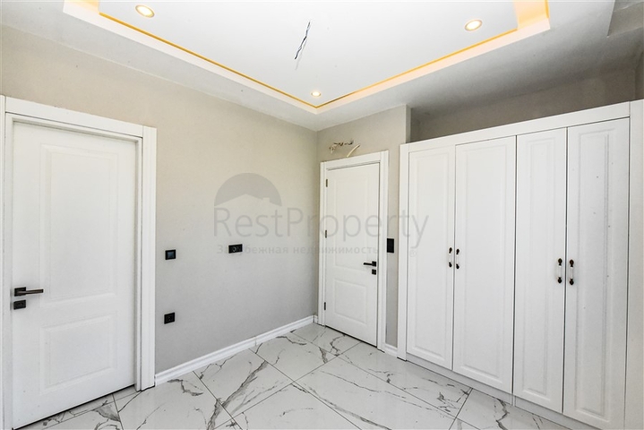 Apartment 2+1 on the first line in Kestel district