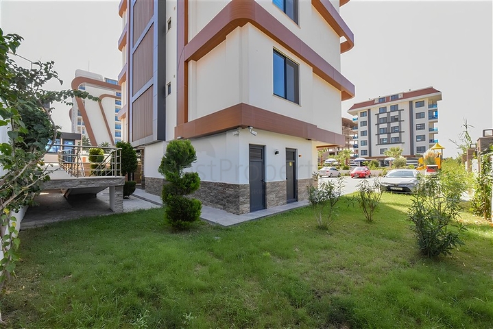 Apartment 2+1 on the first line in Kestel district