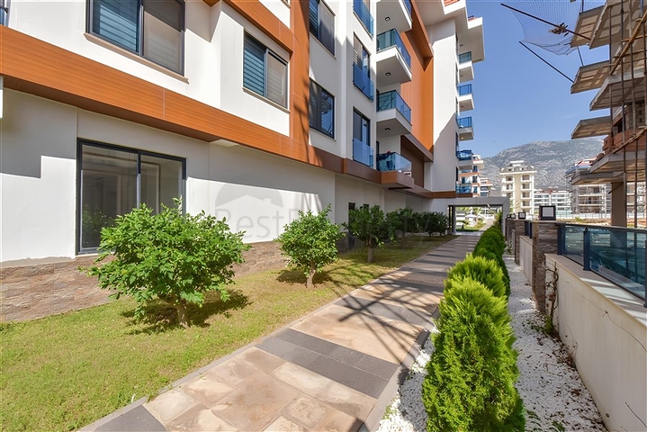 Apartment 2+1 on the first line in Kestel district