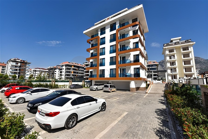 Apartment 2+1 on the first line in Kestel district