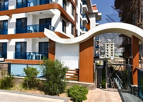 Apartment 2+1 on the first line in Kestel district