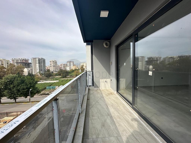 1+1 apartment in Mahmutlar district