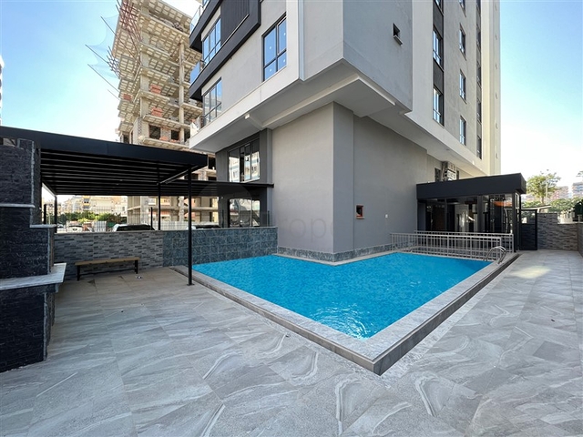 1+1 apartment in Mahmutlar district