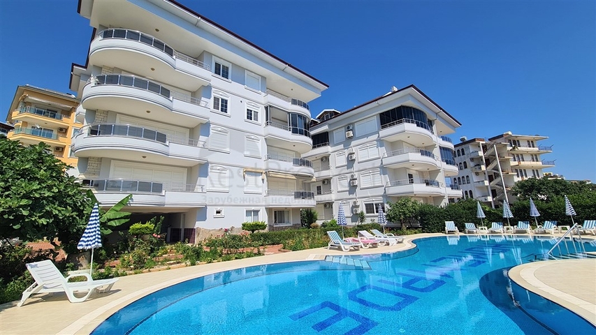 4+1 penthouse with sea view in the very center of Alanya