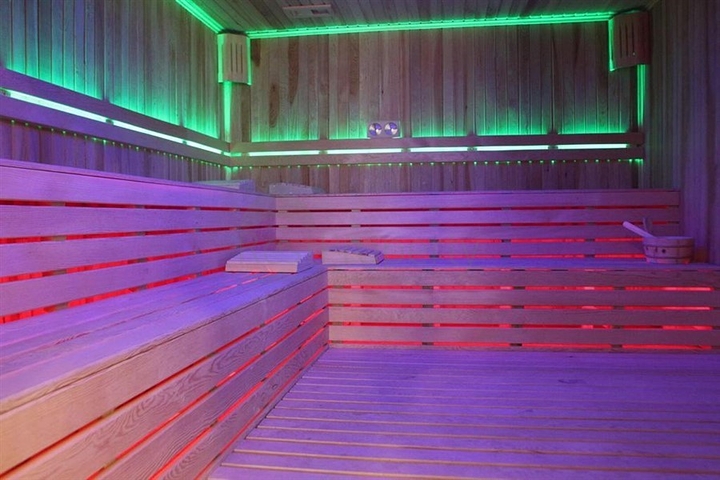 Spacious two-bedroom apartment with a large balcony and sea view