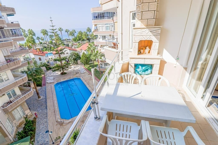 2+1 on the first line in Mahmutlar