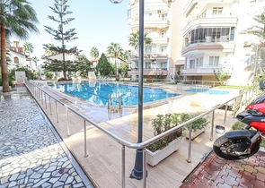 2+1 on the first line in Mahmutlar