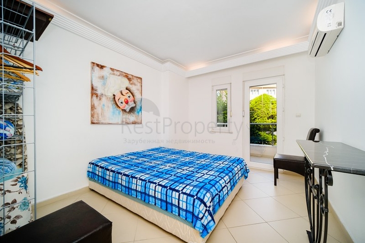 Spacious 3+1 apartment in the very center of Alanya