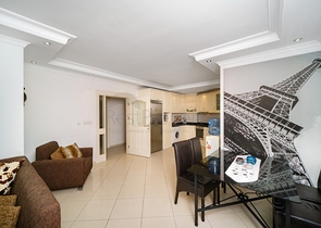 Spacious 3+1 apartment in the very center of Alanya