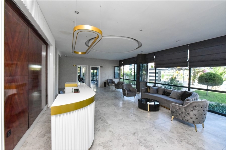  3+1 penthouse with sea view