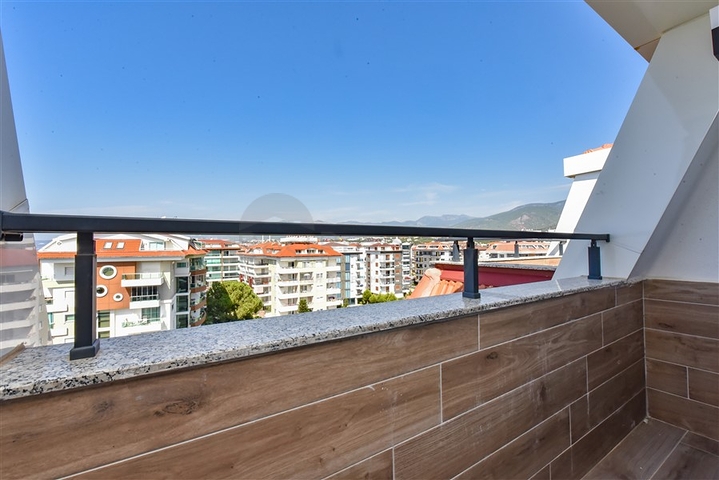  3+1 penthouse with sea view