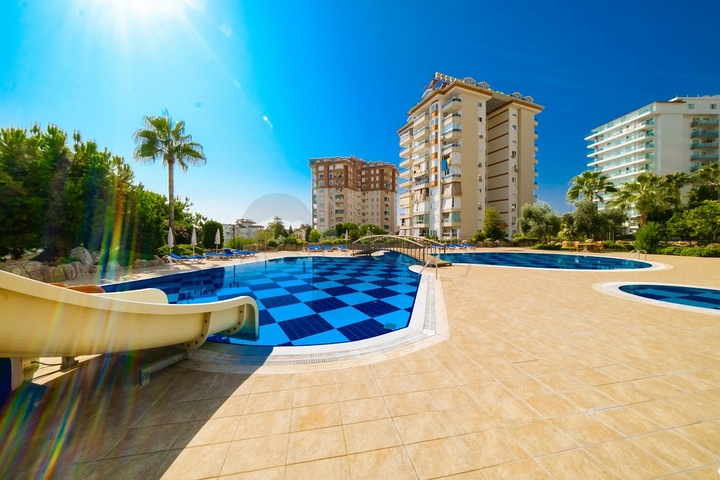 4+1 penthouse with sea view in Cikcilli