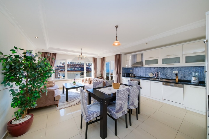 4+1 penthouse with sea view in Cikcilli