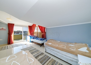 4+1 penthouse with sea view in Cikcilli