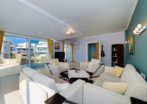 4+1 penthouse with sea view in Cikcilli