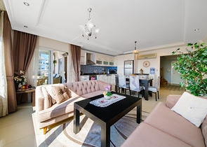 4+1 penthouse with sea view in Cikcilli