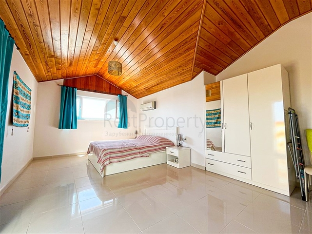 Spacious apartment with a convenient location in the Oba area