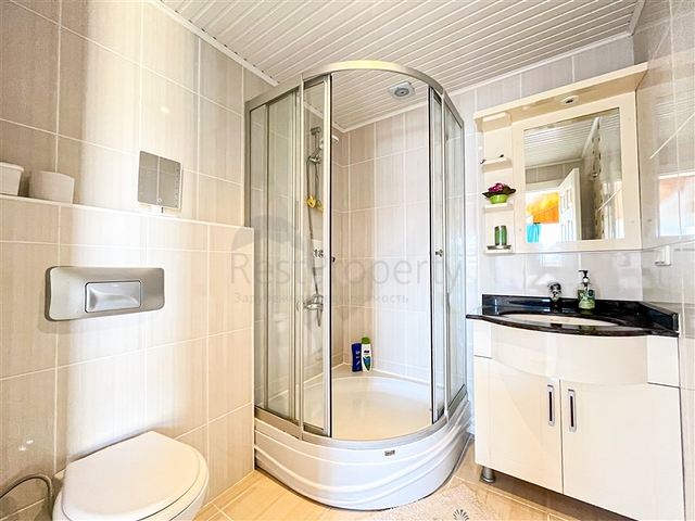 Spacious apartment with a convenient location in the Oba area