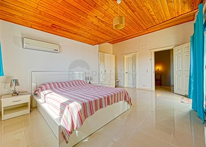 Spacious apartment with a convenient location in the Oba area