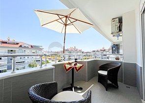 Spacious apartment with a convenient location in the Oba area