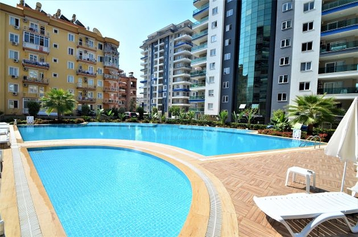 Spacious 1+1 apartment in Mahmutlar district 