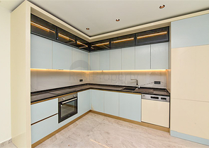 2+1 apartment in the center of Alanya in a complex from a top developer