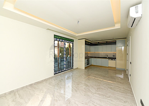 2+1 apartment in the center of Alanya in a complex from a top developer
